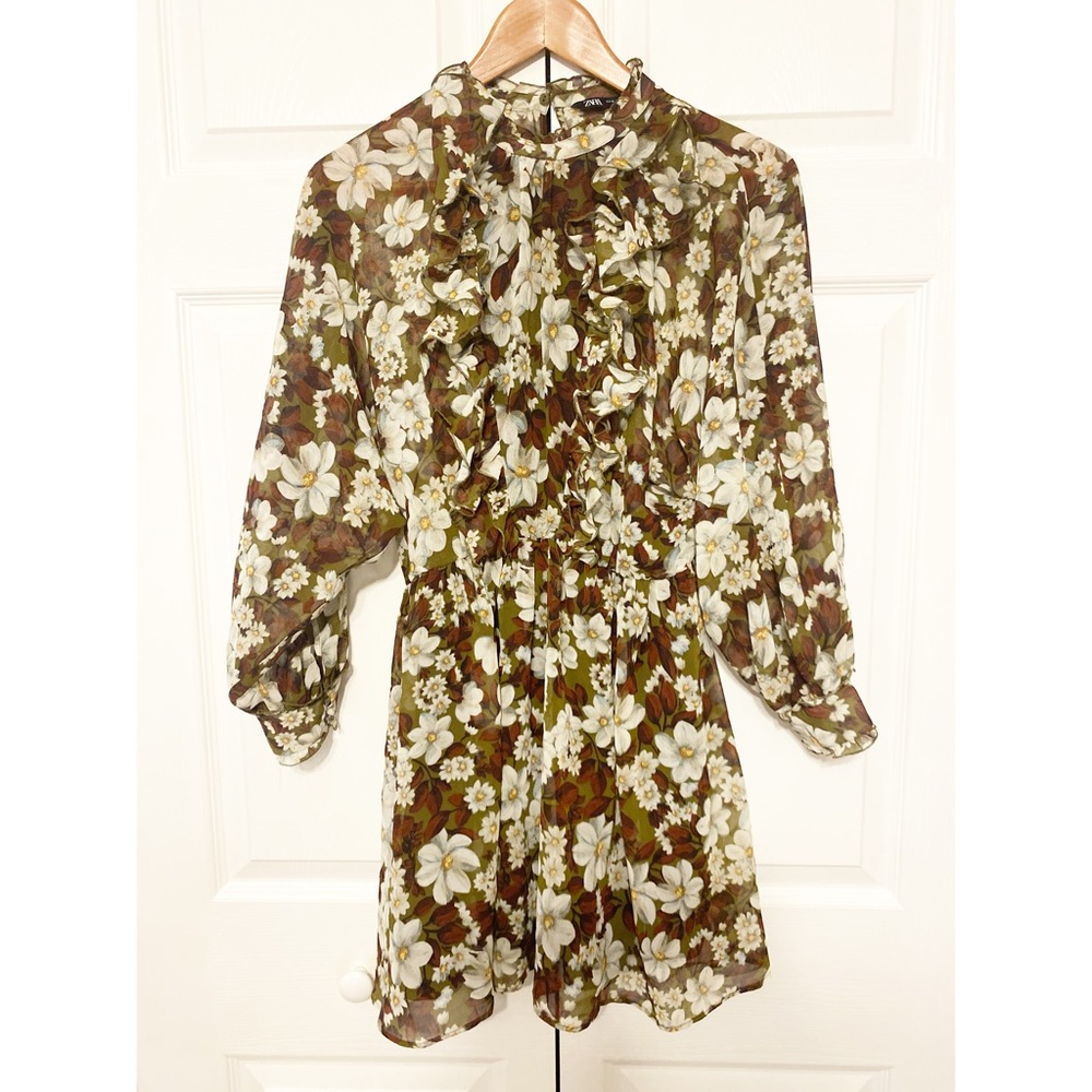 Zara Ruffled Floral Open Back Dress - Picture 3 of 9